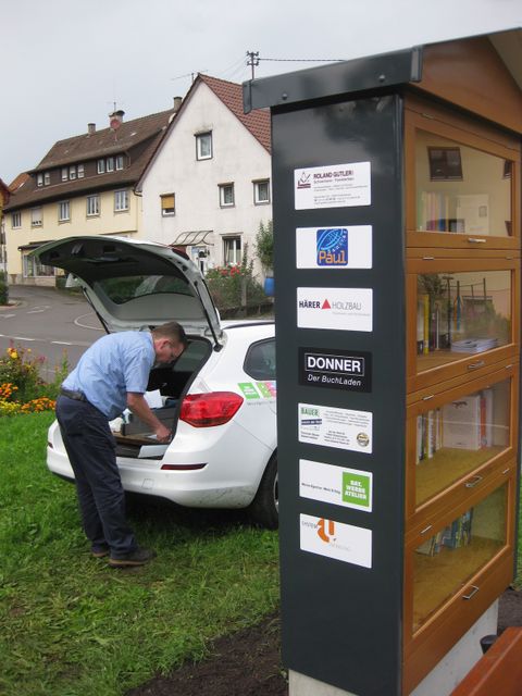Bücherschrank